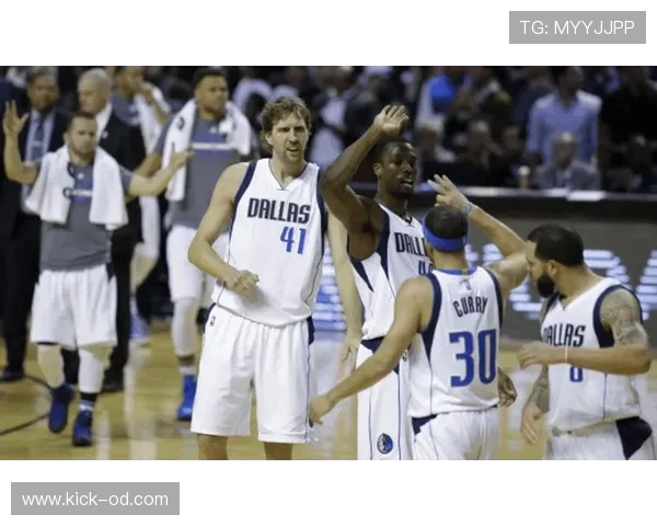 巴恩斯挡拆制造错位胜过西亚卡姆提升关键组织效率