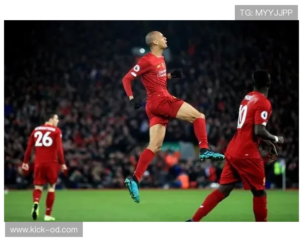 裁判犯规是否存在规则漏洞？ 足球判罚中裁判权威解析