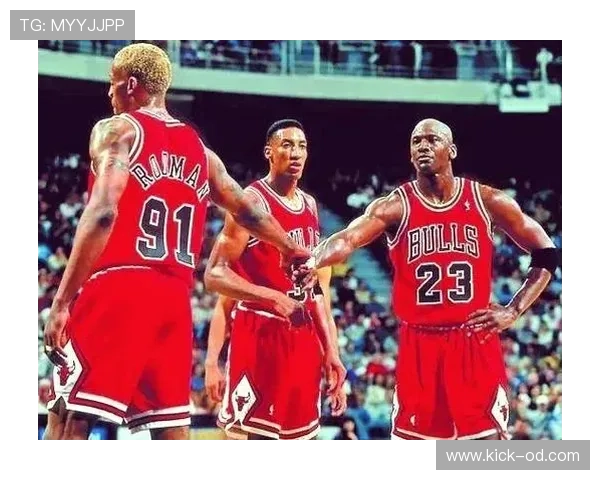 斯科蒂·皮蓬的无球切入为乔丹拉开空间提升终结效率